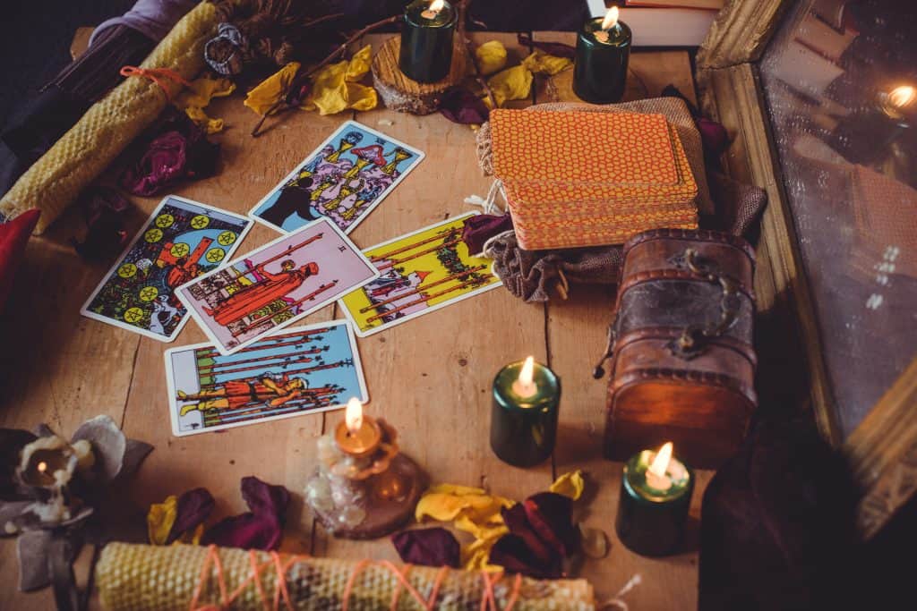 Star tarot - kontakt, broj telefona, tarot majstori Star tarot - kontakt, broj telefona, tarot majstori